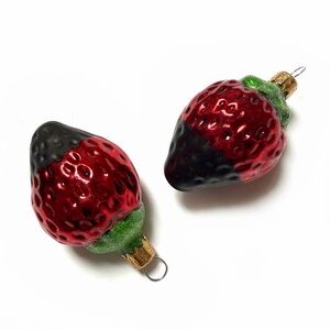 Vintage Strawberry Ornaments Columbia